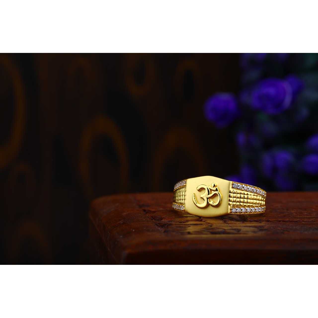 92 cz OM  Gents ring