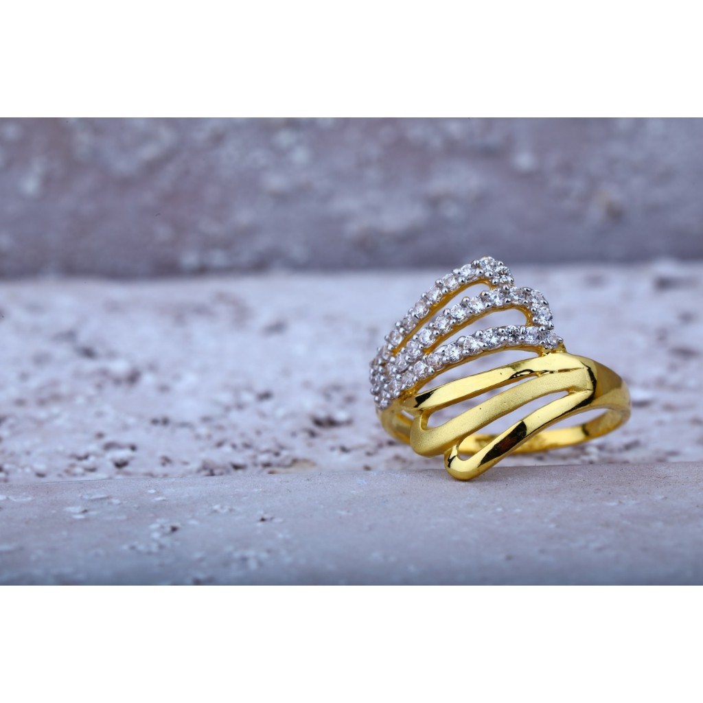 Ladies Ring