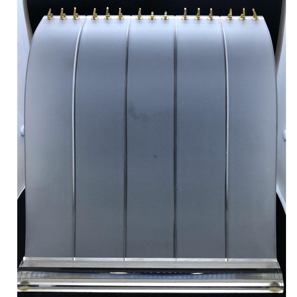 jewellery chain stand