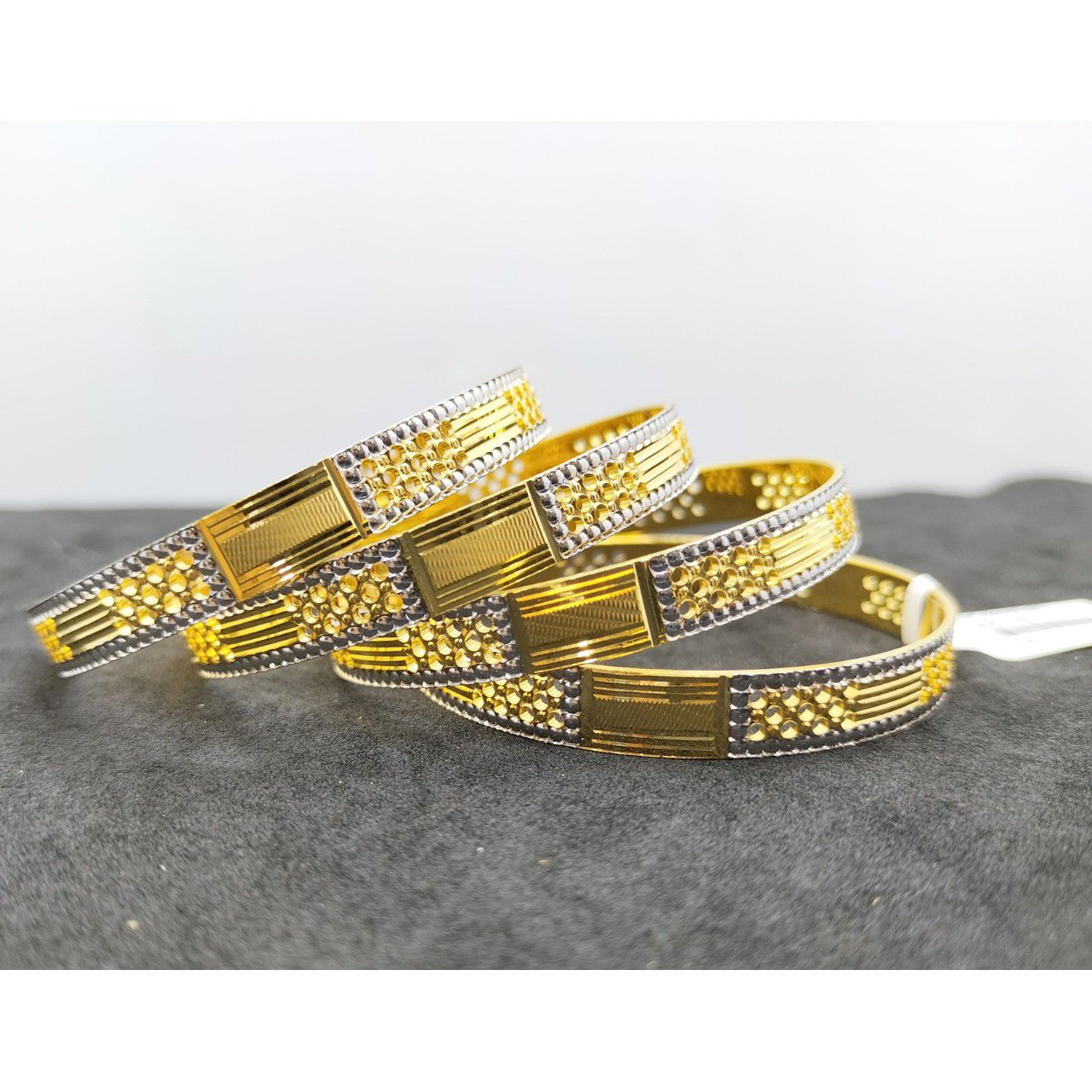 22K Gold Fancy 4 Piece Bangles
