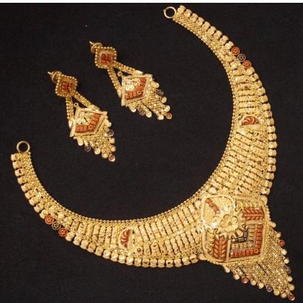 22 k 916 gold necklace with errings