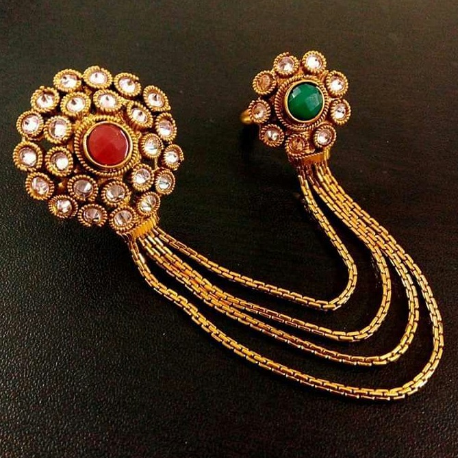 22 Kt 916 Gold Antique Ring For Ladies