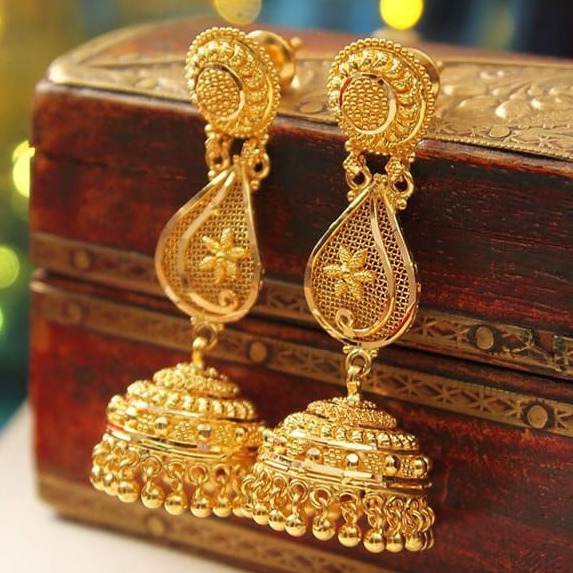 22 Kt 916 Gold Earring With Zummer