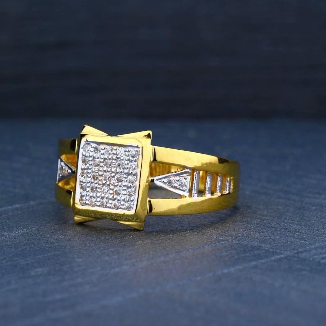 22K Gold Hallmarked Square Ring