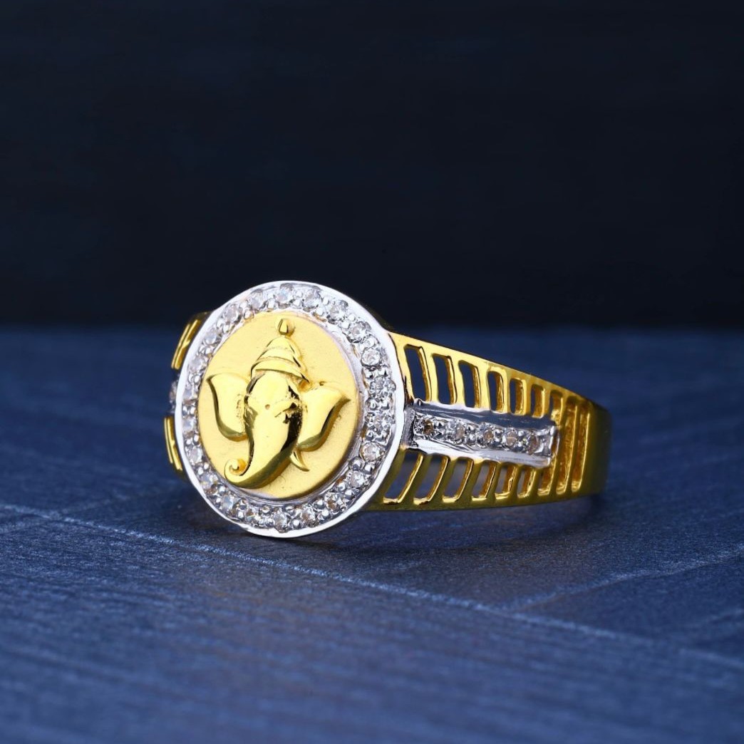 916 Gold Trending Ring