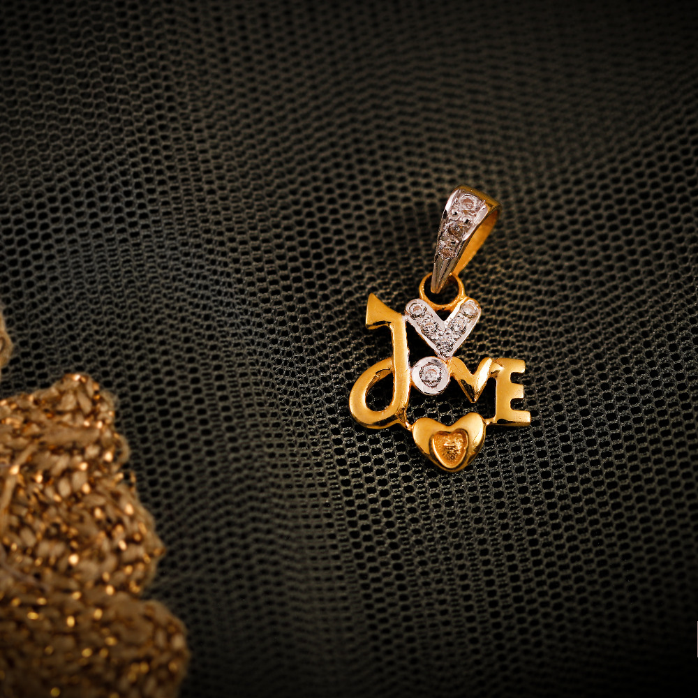 22K LOVE PENDANT
