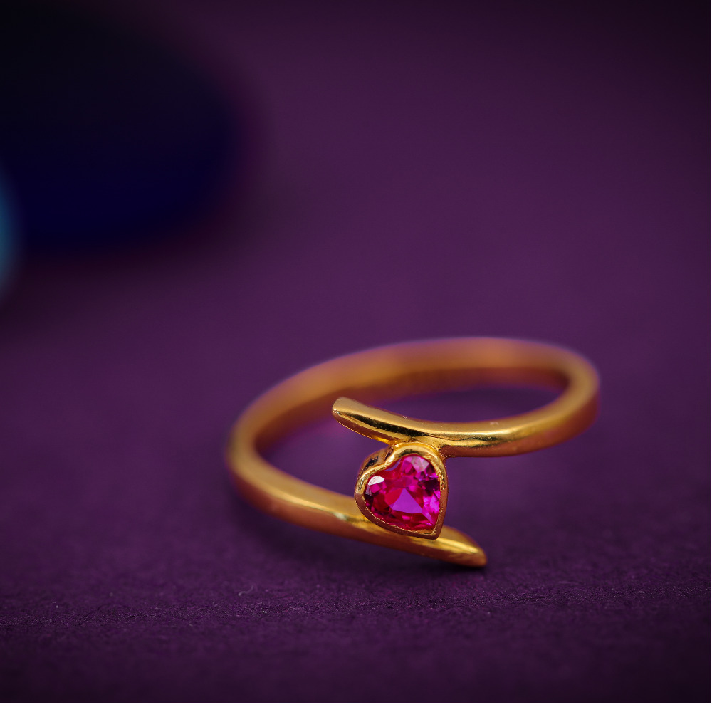 22K HEART STONE