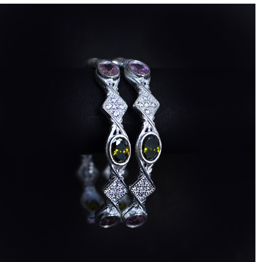 SILVER SMALL STONE KADLI