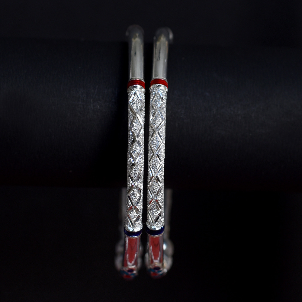 SILVER DAILY WEAR KADLI