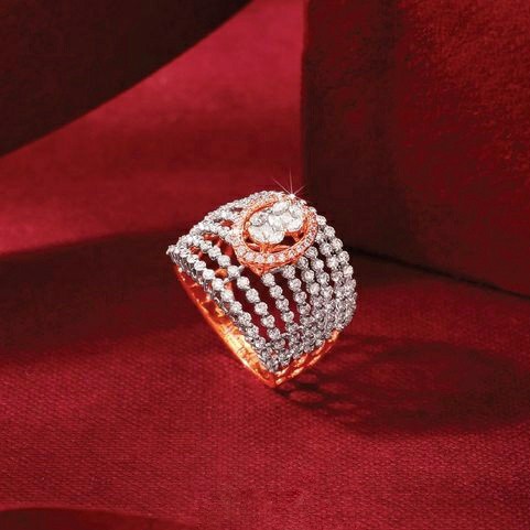 Ladies ring for family party