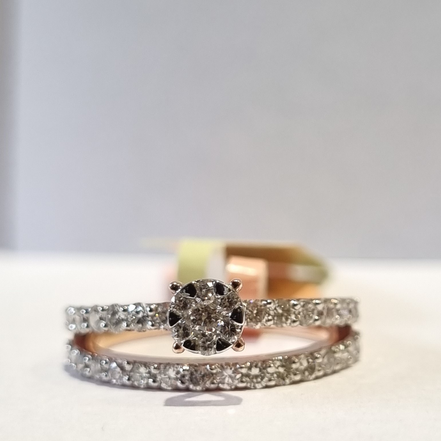 pressure solitaire with band