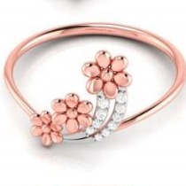 Diamomd flower ring