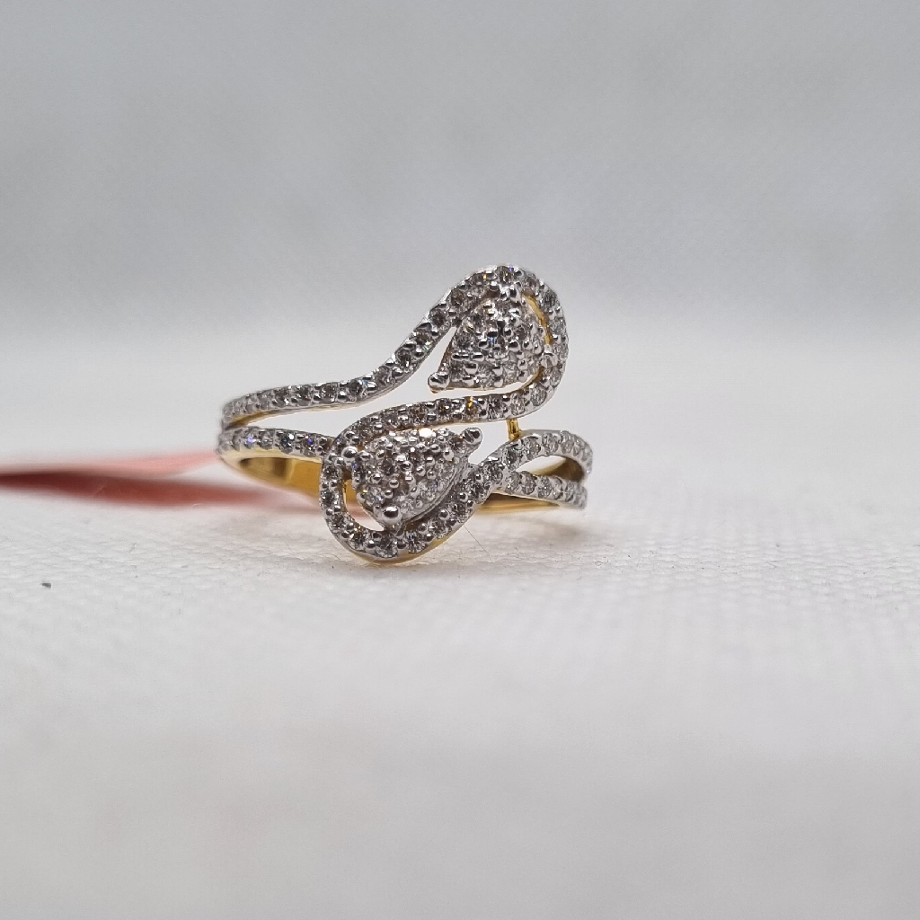 18kt S pattern ring