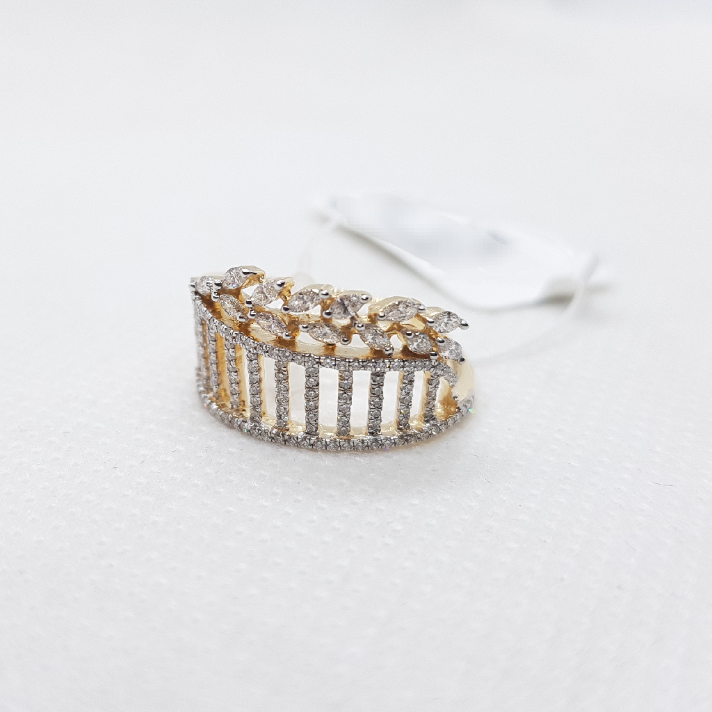 Scattered diamond ring