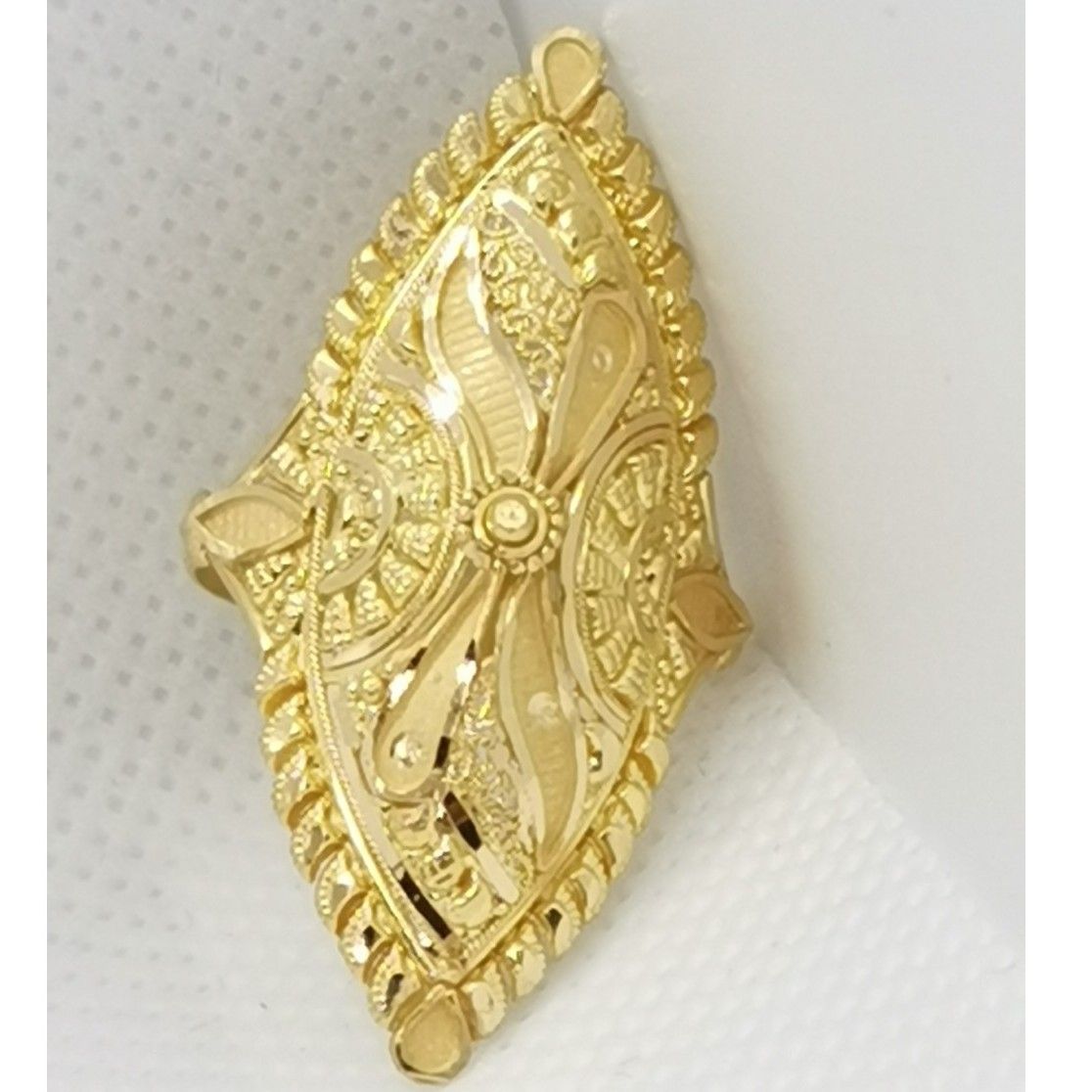 916 Ladies Ring 20