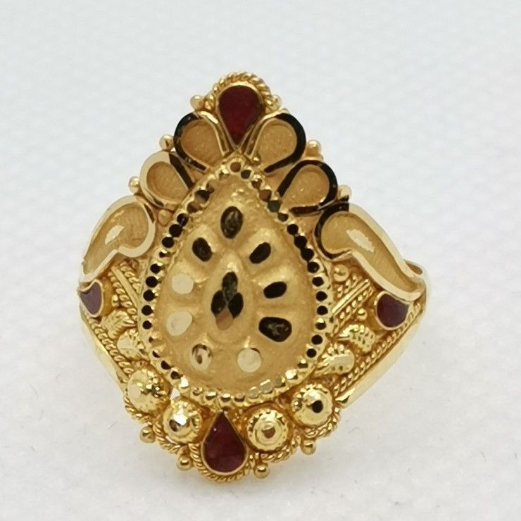 22k Ladies Ring 09