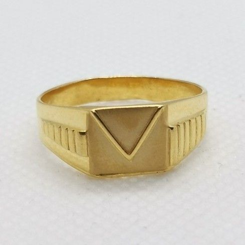 Triangle Ring