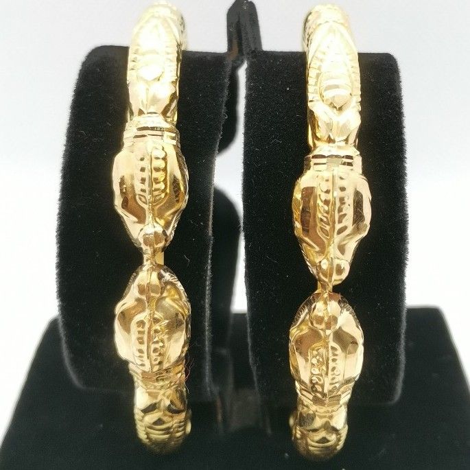 Light Haathi Muh Bangle 02