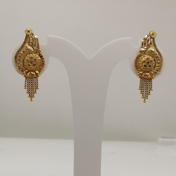 tops pattern earrings