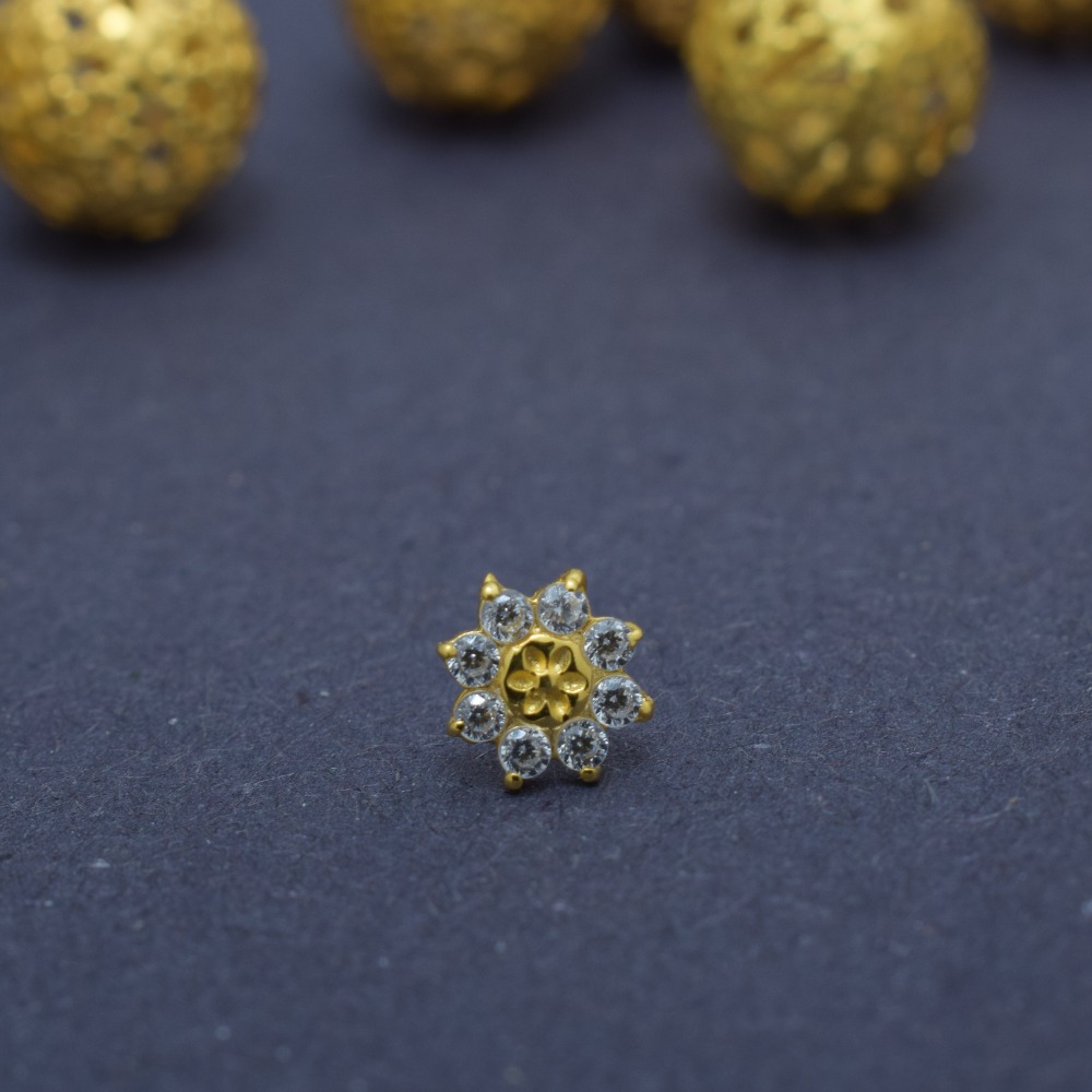 18kt Gold Nose pin