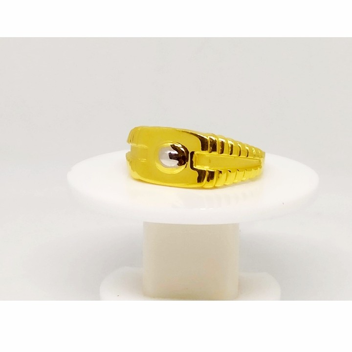 22 K Gold hand made Ring. NJ-R0741