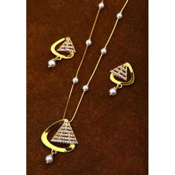 22 K Gold Fancy Pendant Set. NJ-P0604