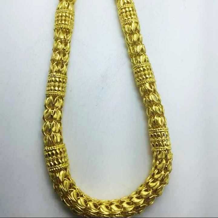 22 k gold hollow chain. nj-c0294