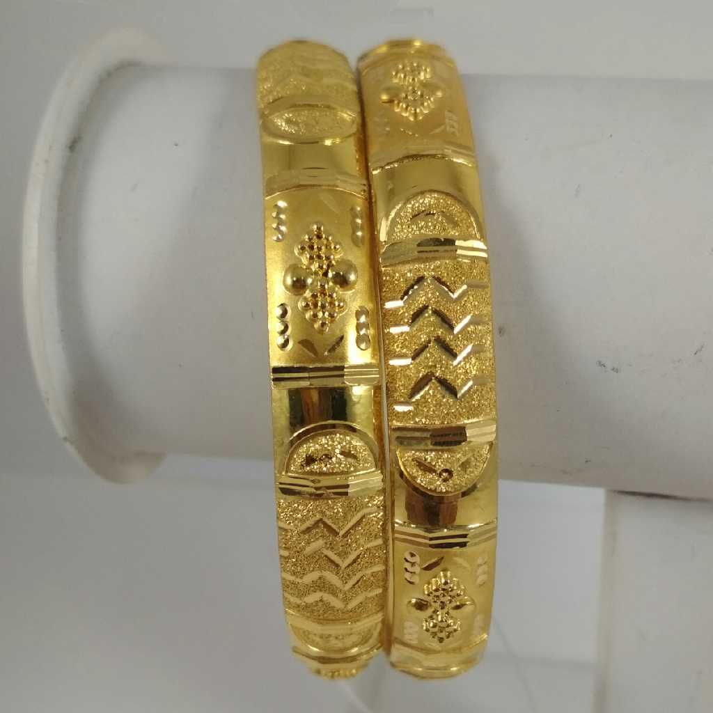 22 K Gold Fancy Bangle. NJ-B0251
