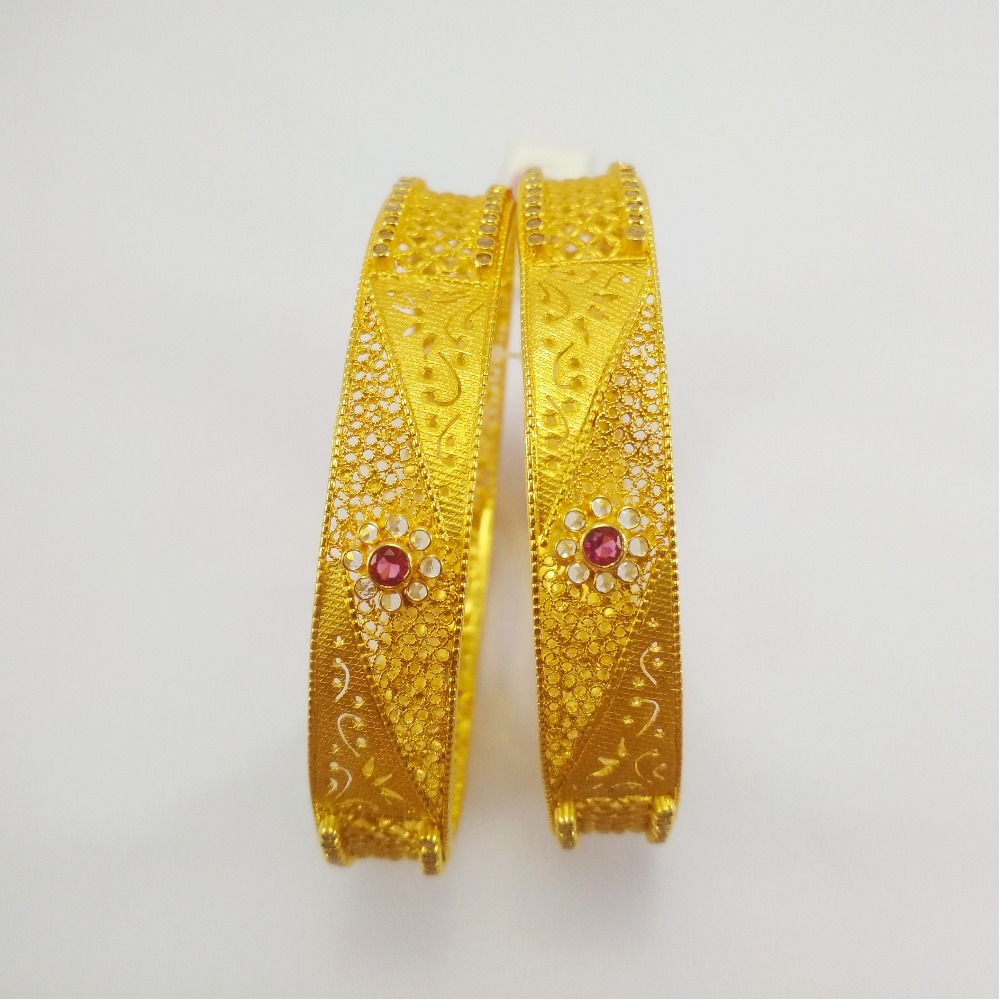 22k yellow gold designer bangles nj-b031