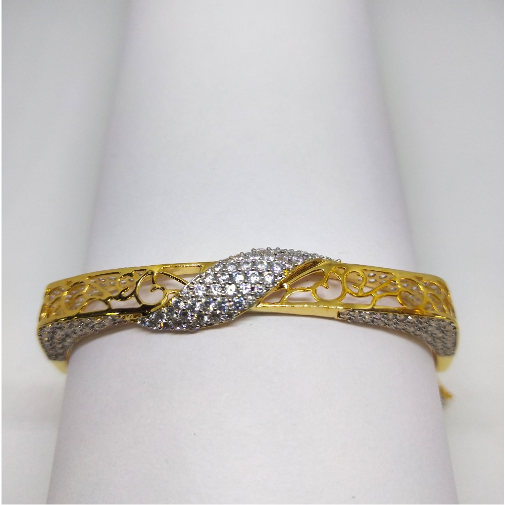 22K square shape Designer bracelet