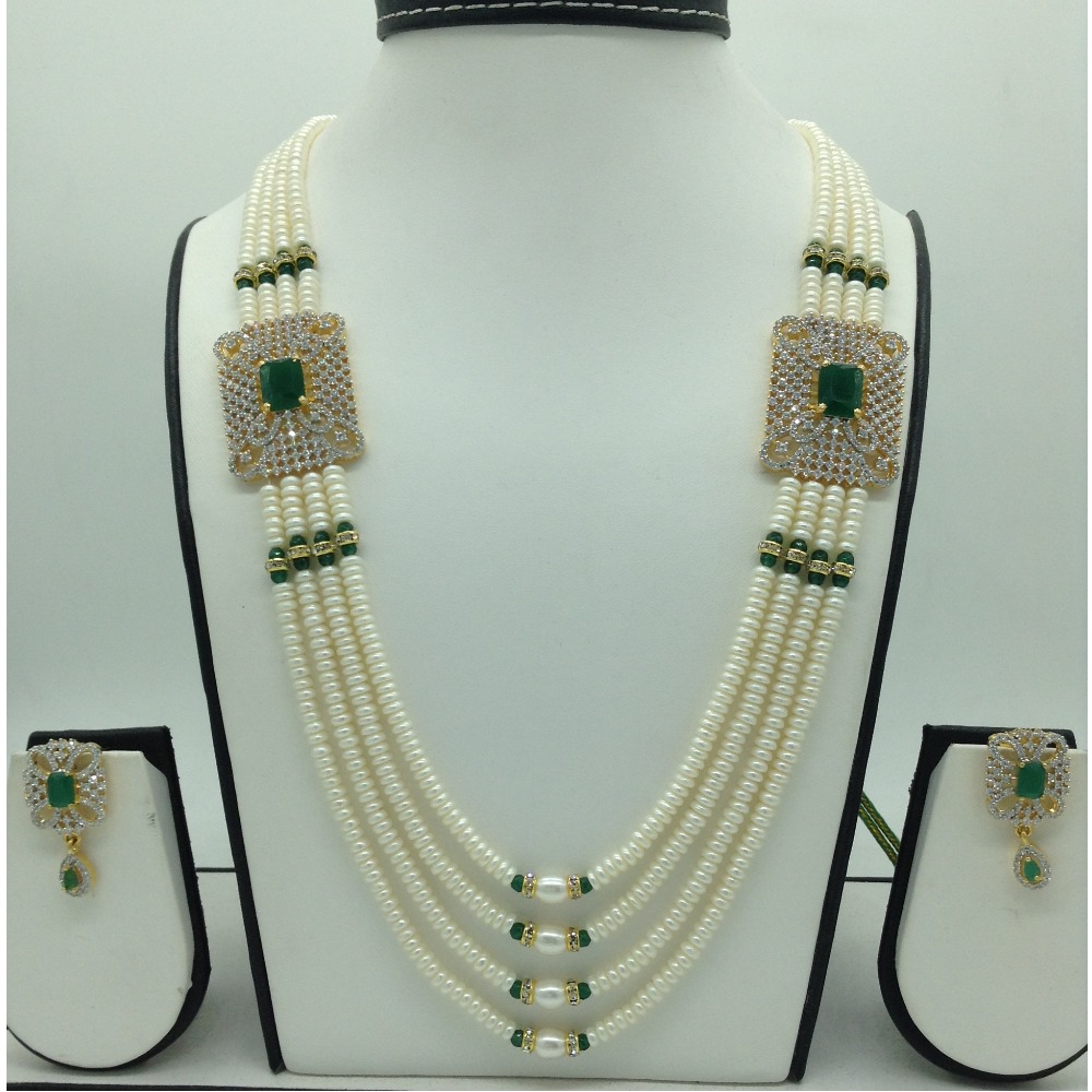 White And Green CZ Brooch Set With 4 Lines Flat Pearls Mala JPS0667