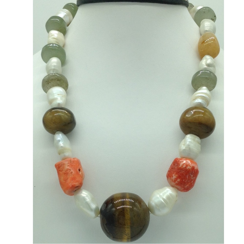 White Oval Baroque Pearls With Semi Beeds Necklace JPM0390