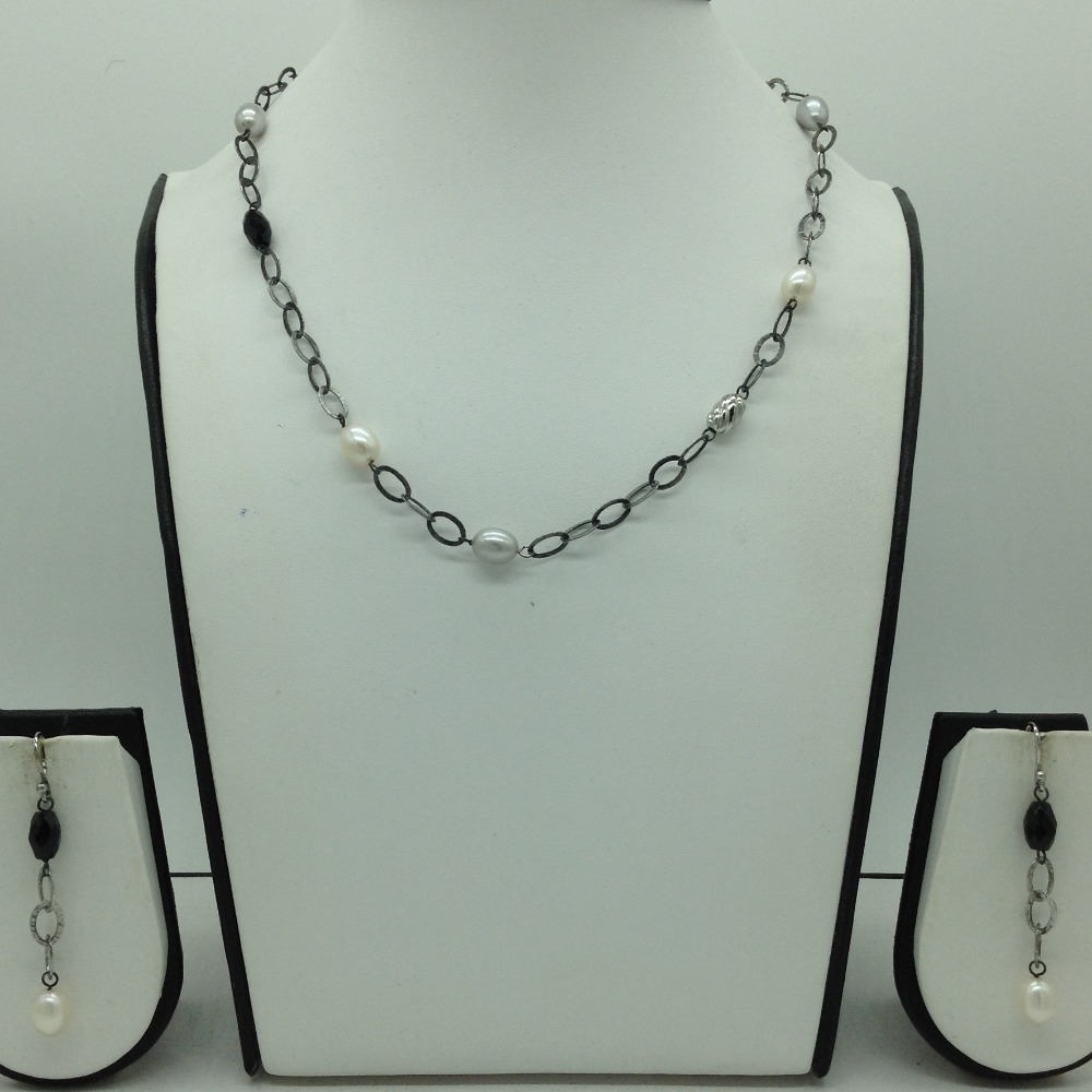 Freshwater white pearls and black semi silver necklace set jnc0069