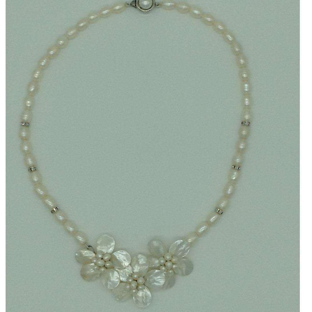 Freshwater white oval pearls and mop flowers necklace set jpp1061