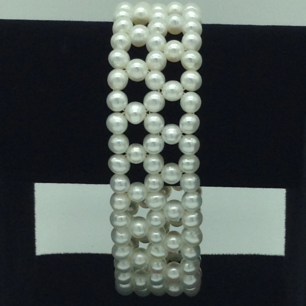 White Round Pearls Jali Elastic Bracelet JBG0172
