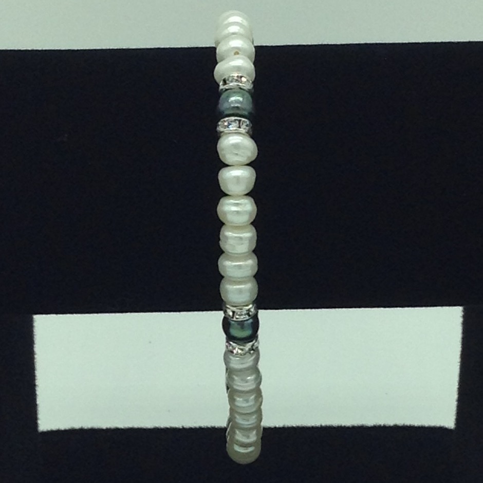 White And Black Flat Pearls With CZ Chakri 1 Layers Bracelet JBG0112