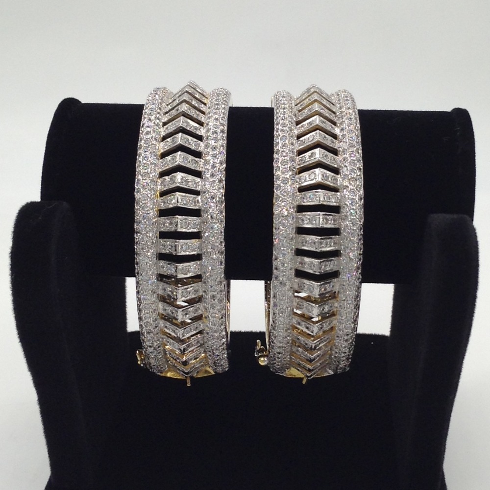White cz bridge openable bangles jbg0019