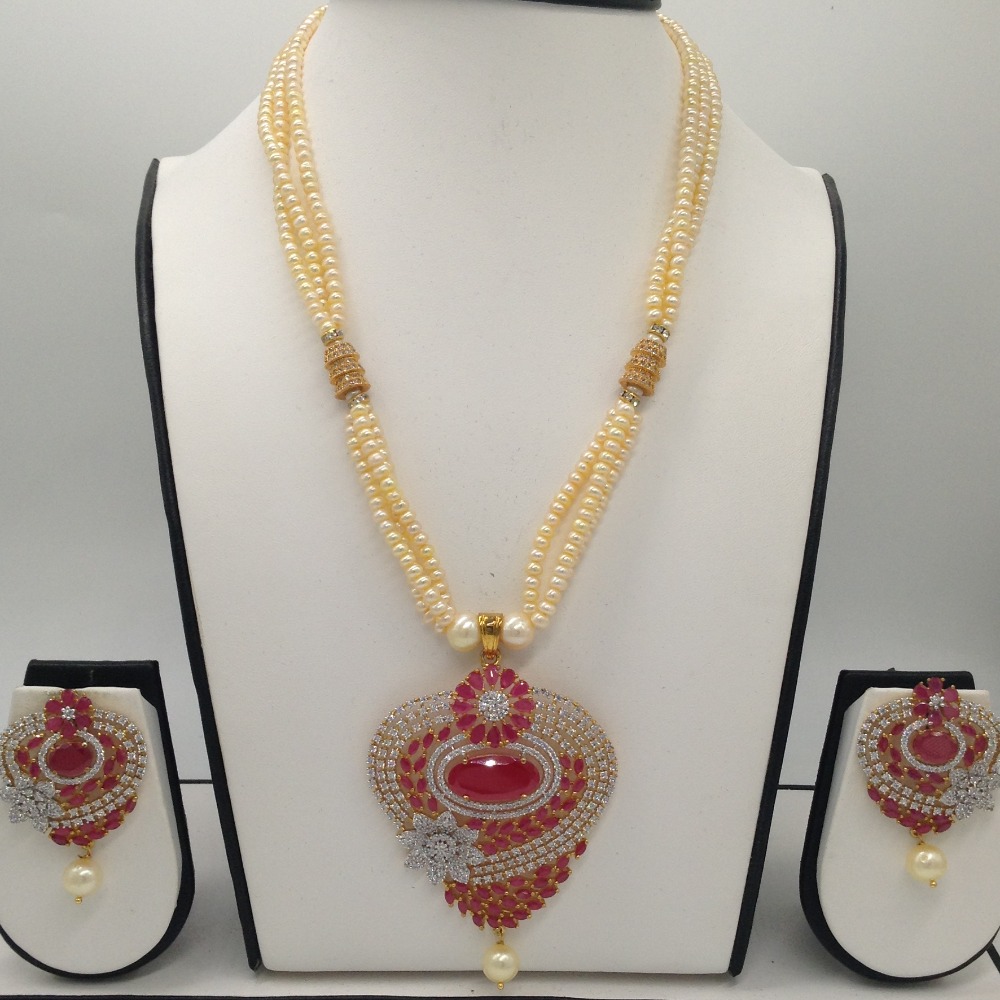 White,red cz pendent set with 3 line golden pearls jps0315