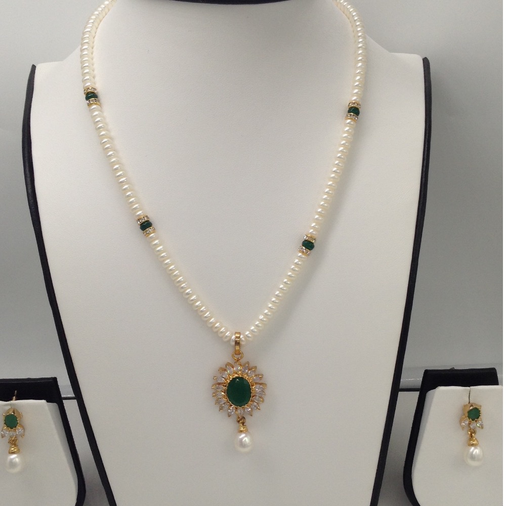 White,green cz pendent set with flat pearls mala jps0033