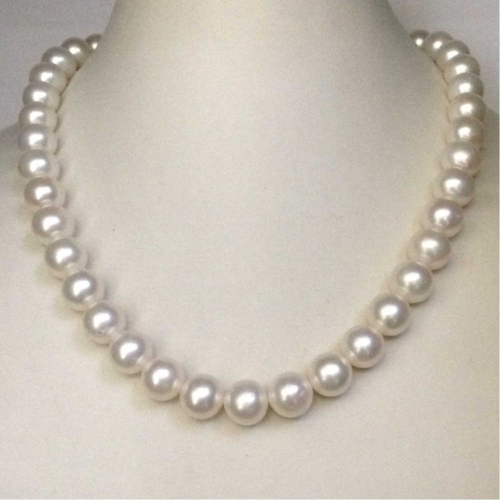 Freshwater white round pearls necklace JPM0094