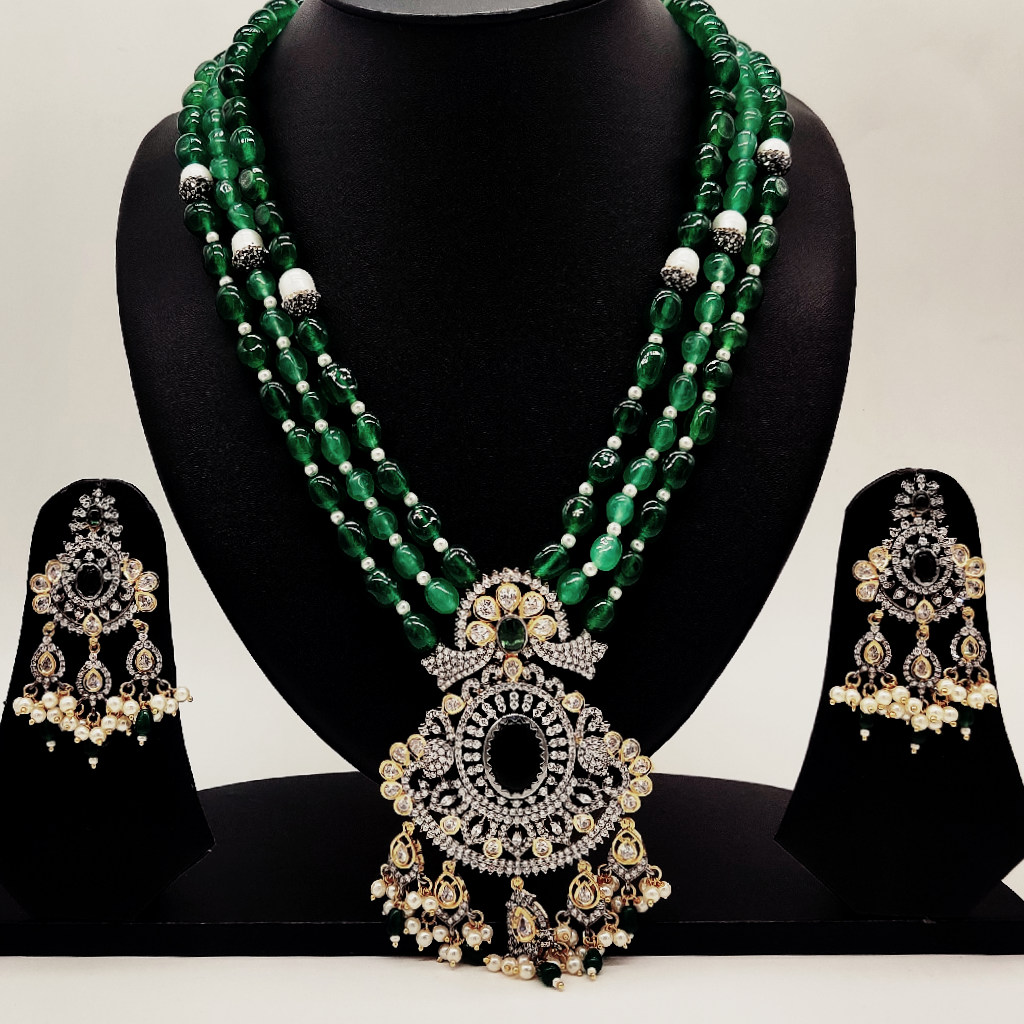 White Green CZ Stones Pendent Set With 3 Lines Green Beeds JPS1004