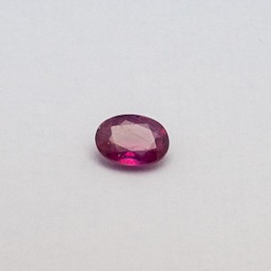 1.910ct oval red ruby-manek