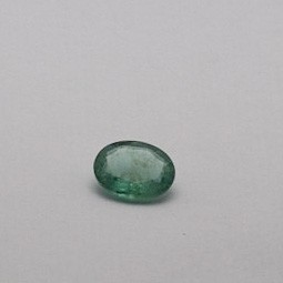 2.62ct oval green emerald-panna