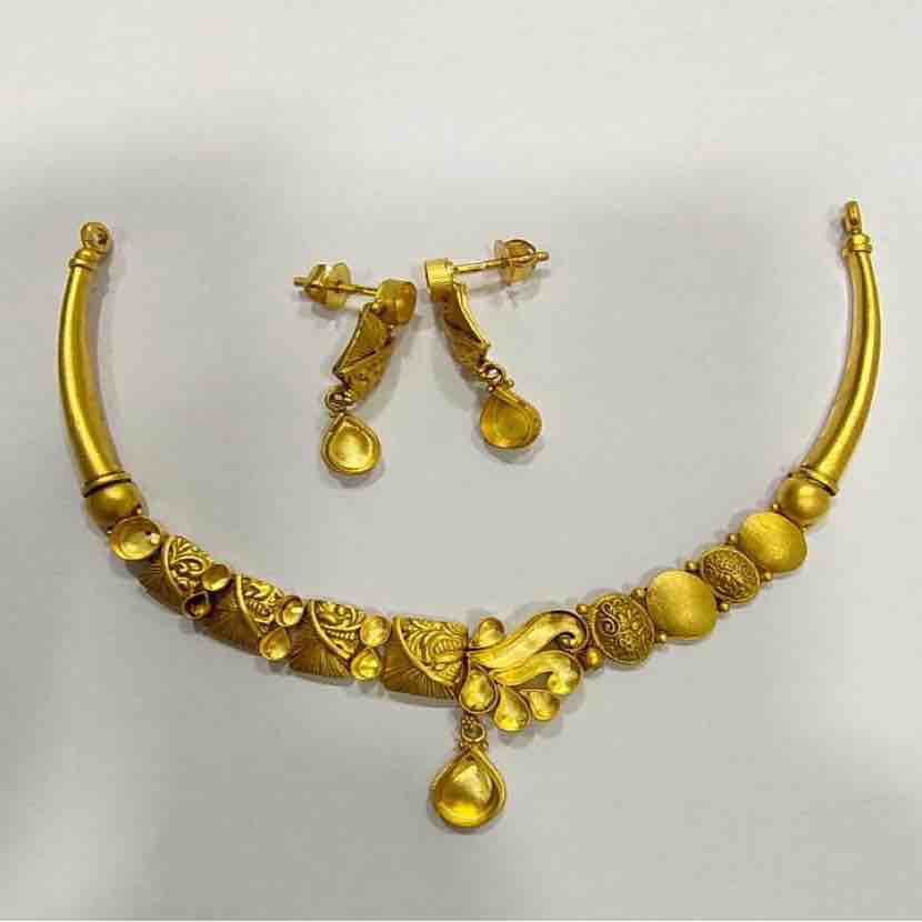 Gold Temple necklace Set