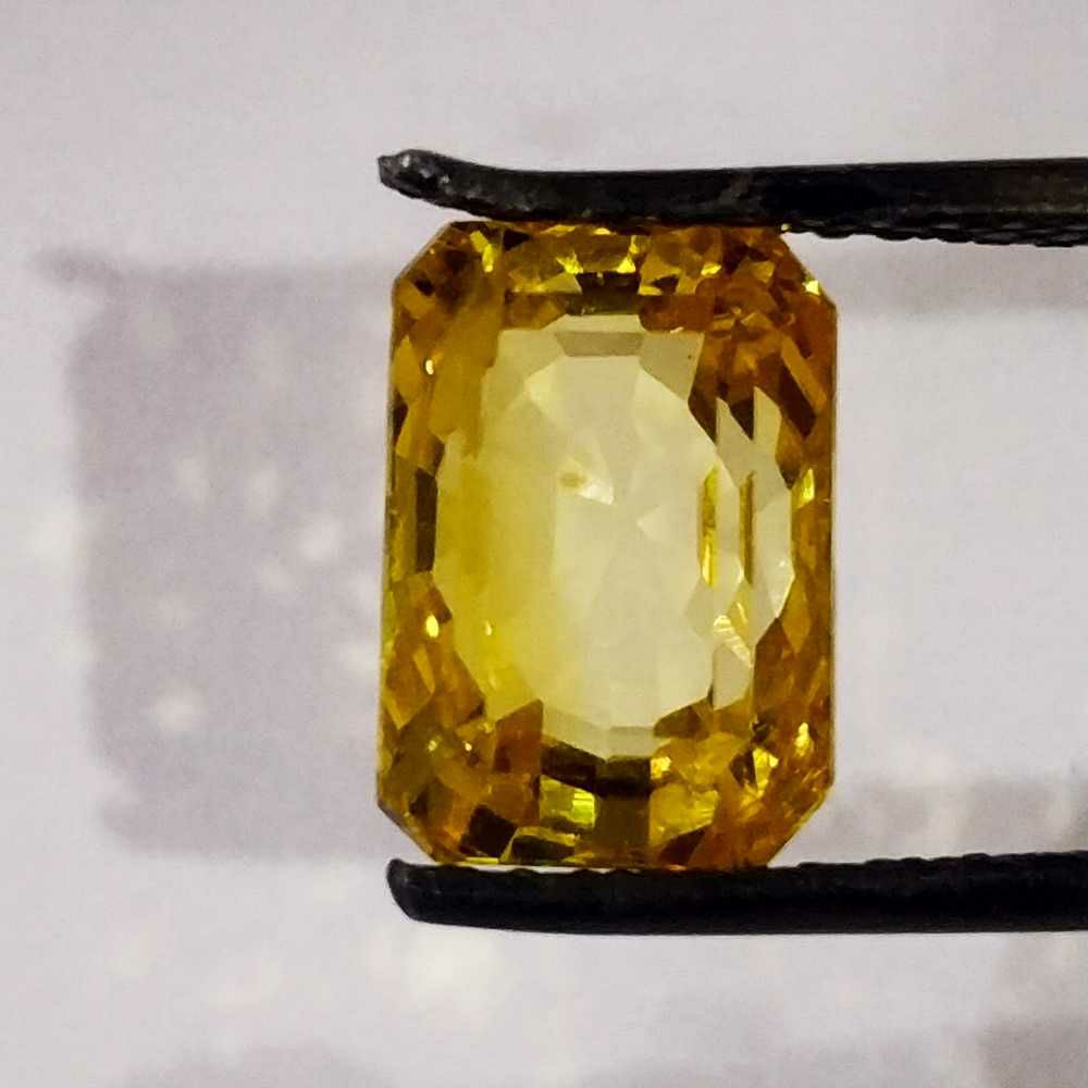 6.65ct octagonal yellow yellow-sapphire-pukhraj