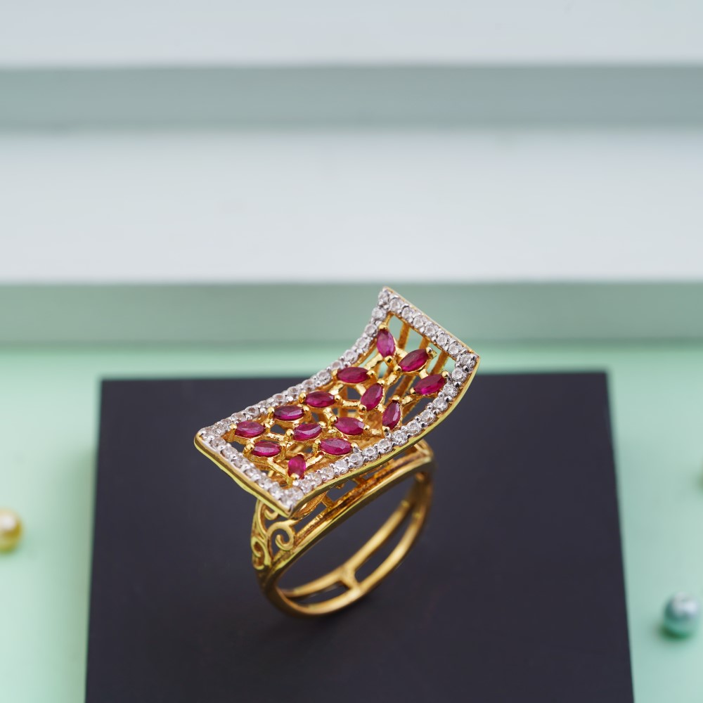 18k gold classic Unique Design ring