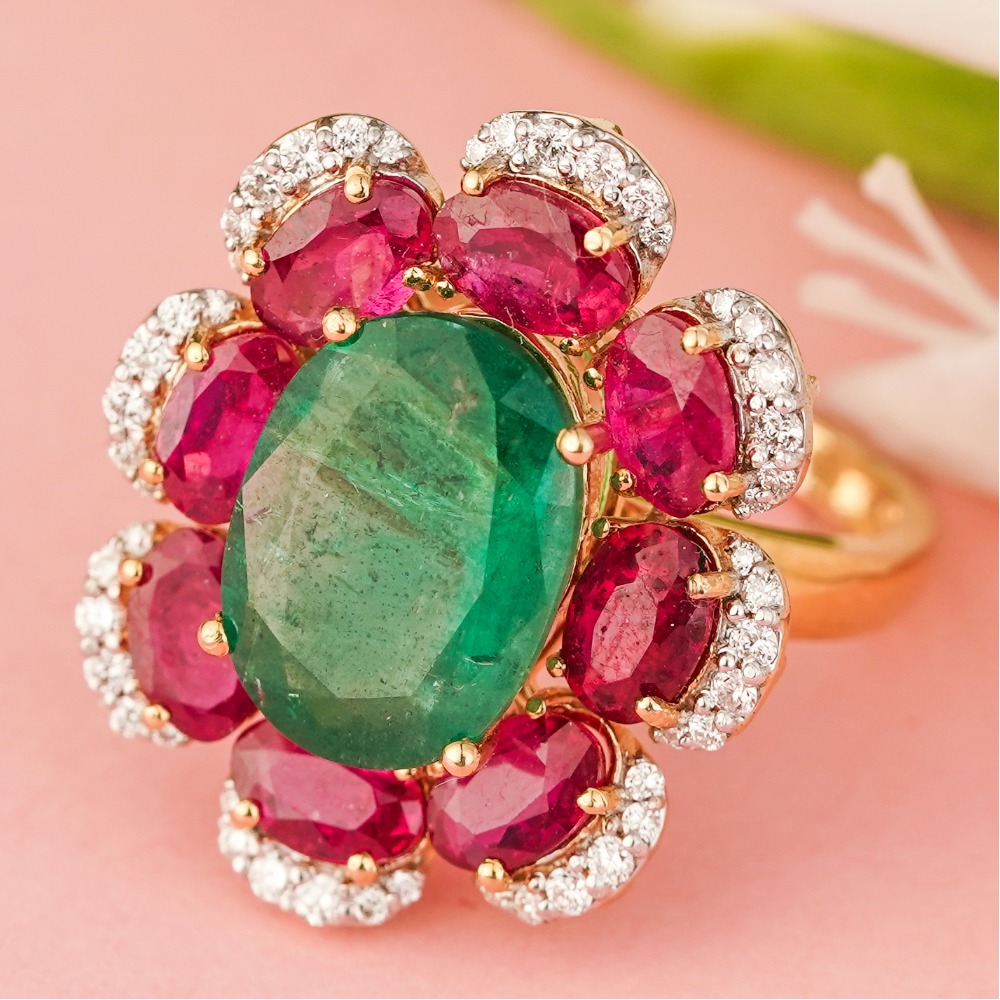 18kt emerald ring