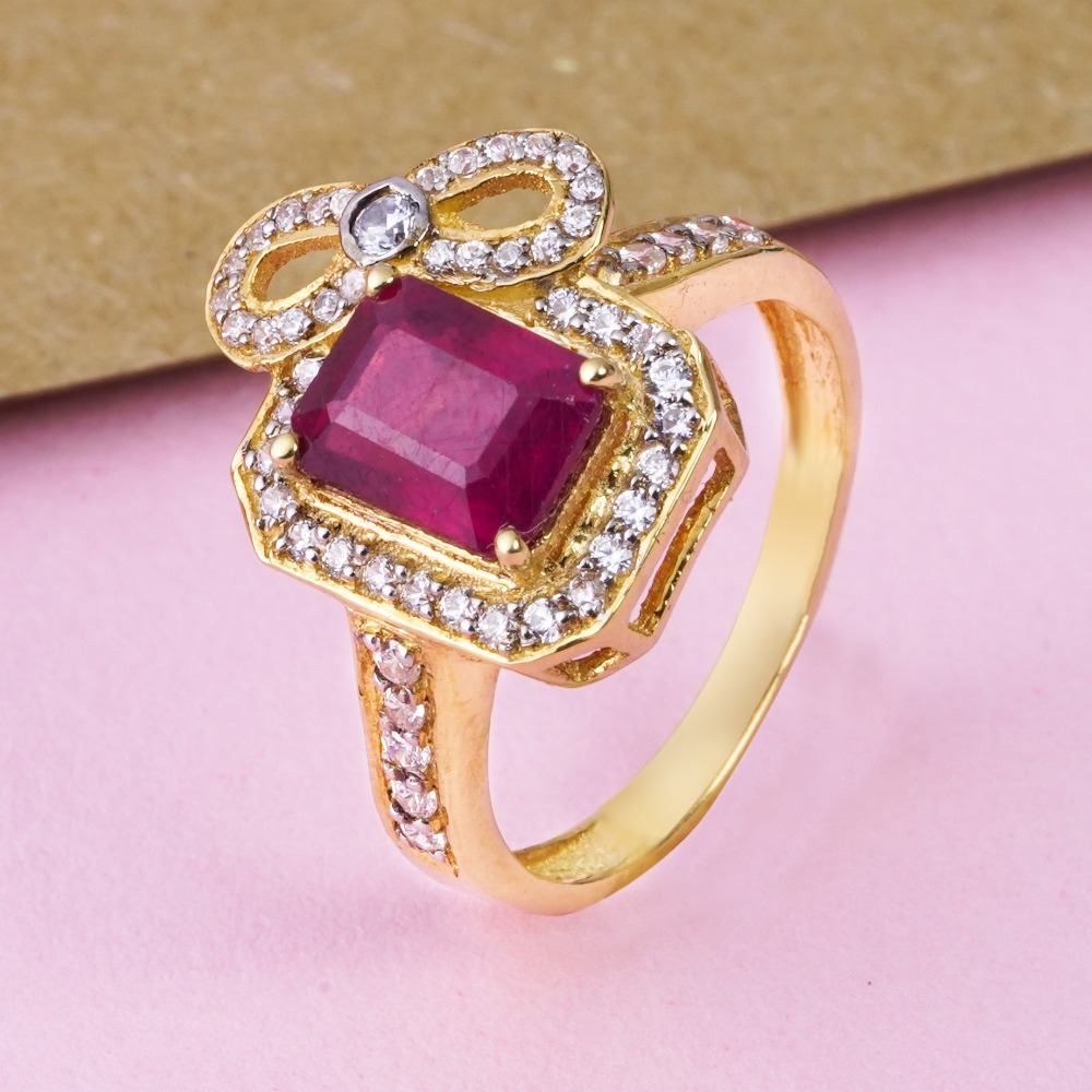 18kt fancy pink ring