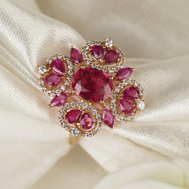 18KT Monaco ring