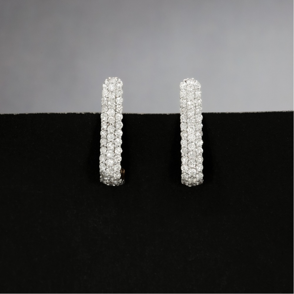 14kt Stunning Diamond Tops